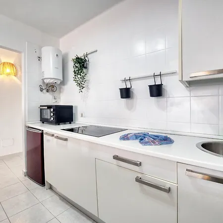 Suite Abora - 500M To The Beach By Lanzarote Vacation Homes-3