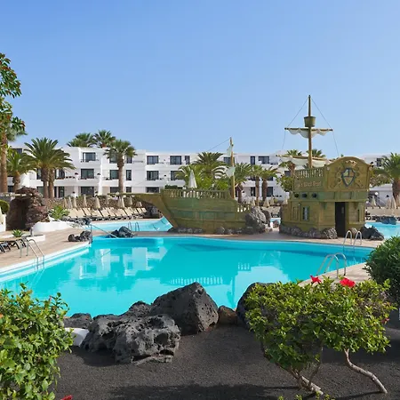 H10 Suites Lanzarote Gardens-3