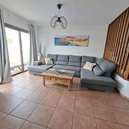 Villa Rosa Gadis-3