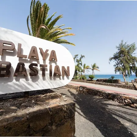 Casahost Bastian Boutique I Seaview-3