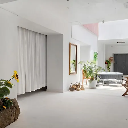 Brothers House-3