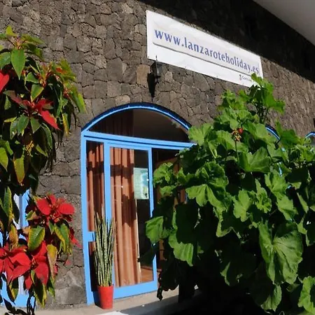 Costa Volcan-3