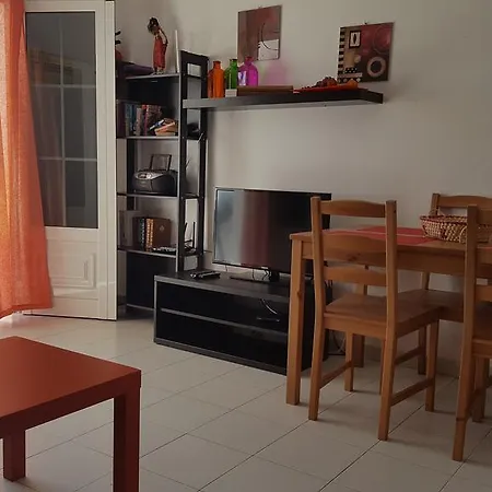 Panelo Cactus Apartment-3