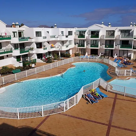 Playa De Las Cucharas Apartments-3