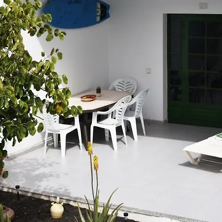 Puerto Del Carmen Center - New Apartment By The Pool And Private Parking-3
