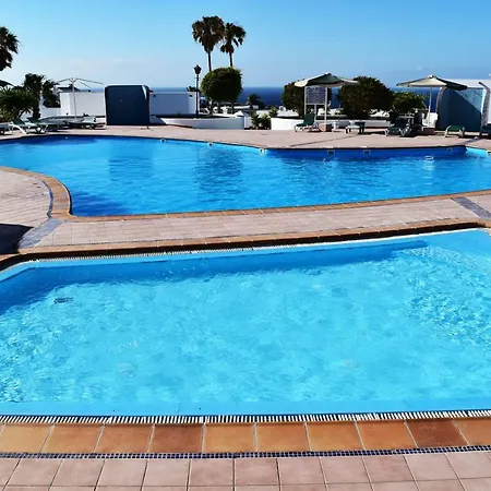 Puerto Del Carmen Center - New Apartment By The Pool And Private Parking-2