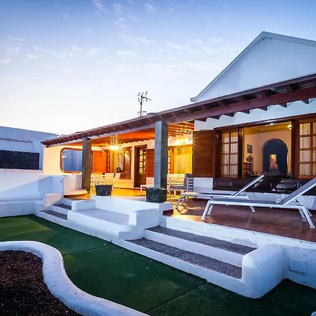Magnifica Villa Al Lado Del Mar-3