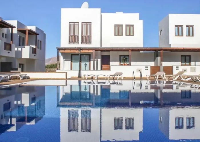 Puerto Calero Pet friendly Vacation Rentals