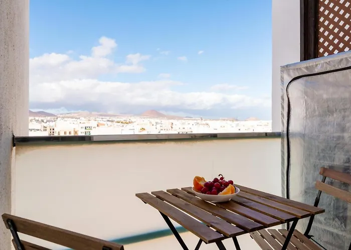 Fee4Me: First Line Luxury Apartment Arrecife  admite animales
