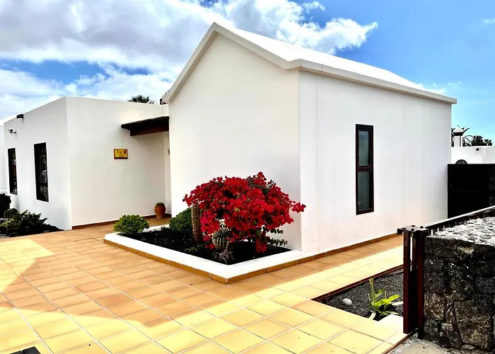 Villa Pilar Playa Blanca 