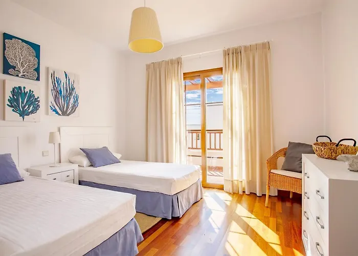 Villa Caletas Teguise - A Wonderful 3 Bedroom Villa - Perfect For Families Costa Teguise