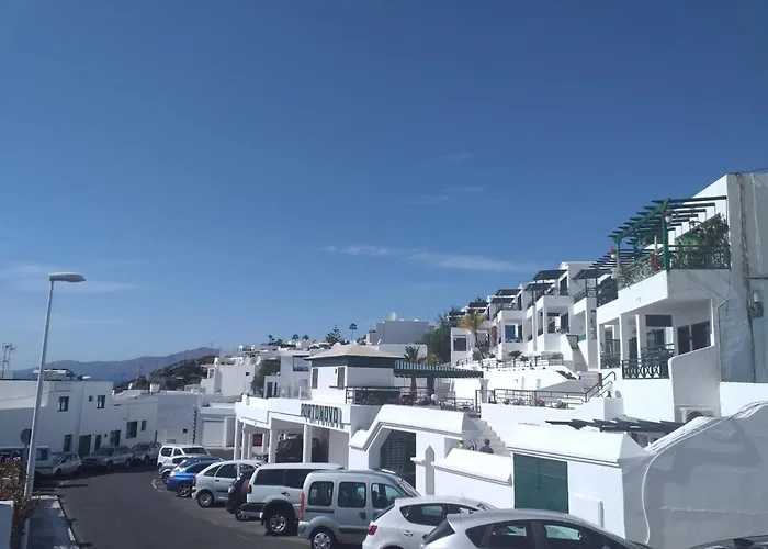 Apartment Portonovo La Paloma Amazing sea view&swimming pool-good wifi -free AC- private parking Puerto del Carmen  che accetta animali