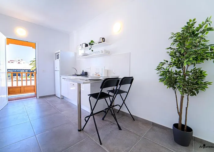 Apartamentos Anjomacar A Teguise  admite animales