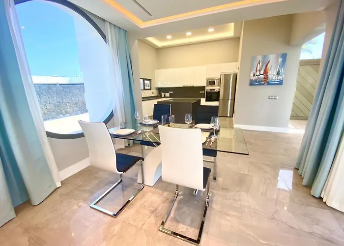 Luxury Villa Olivia 3 Beds - 3 Baths Puerto del Carmen 