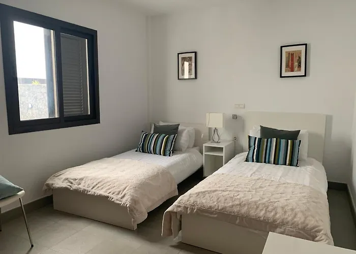 Modern Villa With Sea Views Costa Teguise