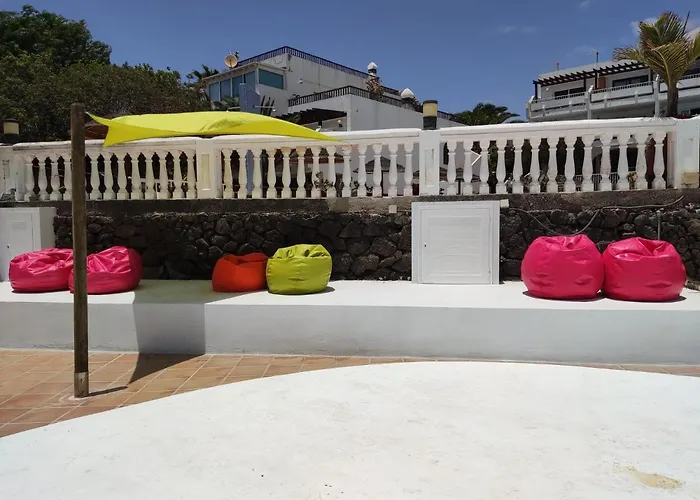 Costa Teguise Vacation Rentals with pool