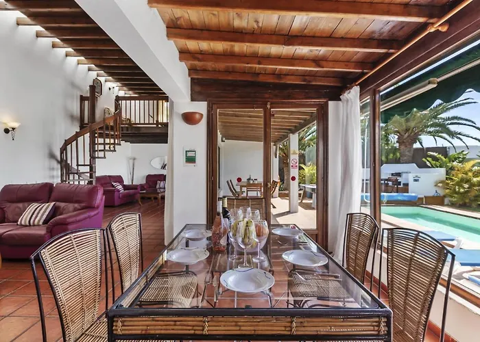 Villa Josephine Tías