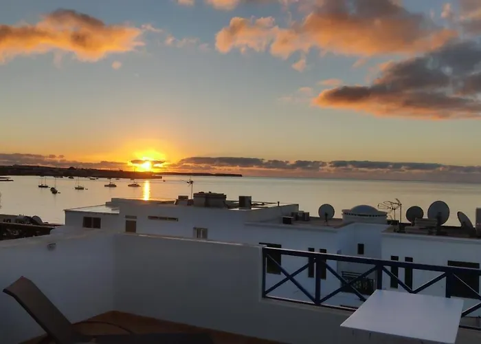 Playa Blanca Center Ocean View Apartment