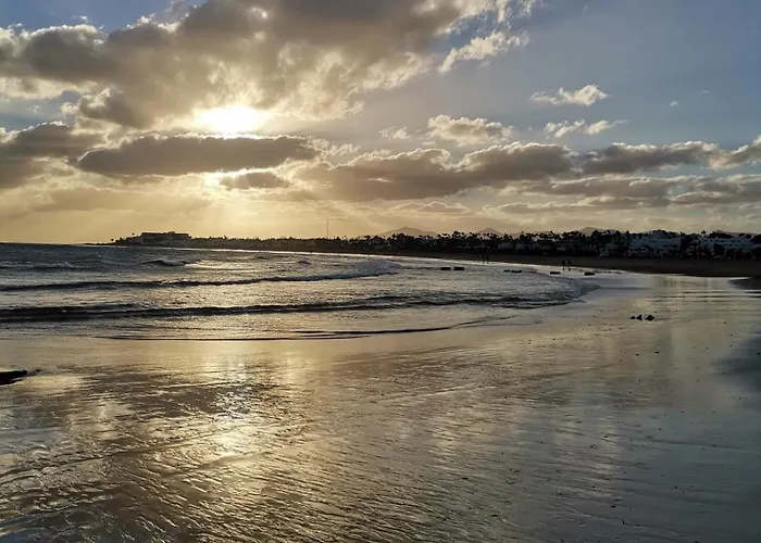 En Suite Apartment con Patio - App A Arrecife 