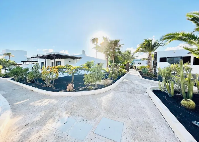 Villa Trinity House En Playa Bastian Costa Teguise