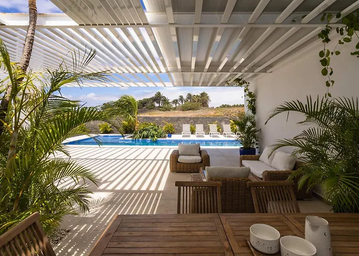 Villa Golf Palms Costa Teguise admite animales