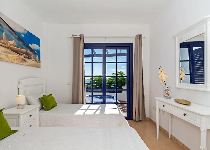 Dorada Center Close To The Beach Playa Blanca By Pvl