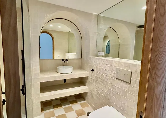 Costa Teguise Condos for Rent
