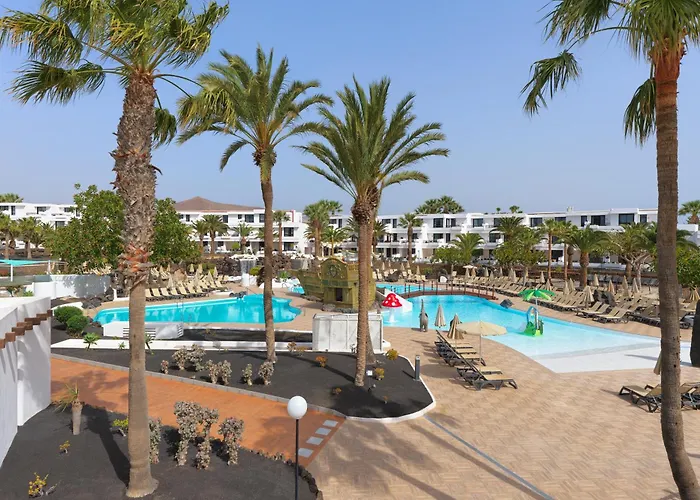 Hotels nahe Fund Grube Costa Teguise