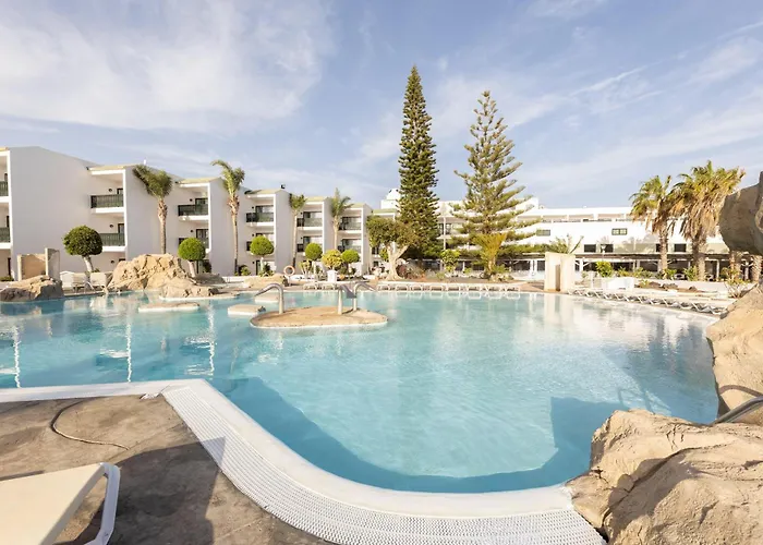 Costa Teguise hotels near Cesar Manrique Foundation