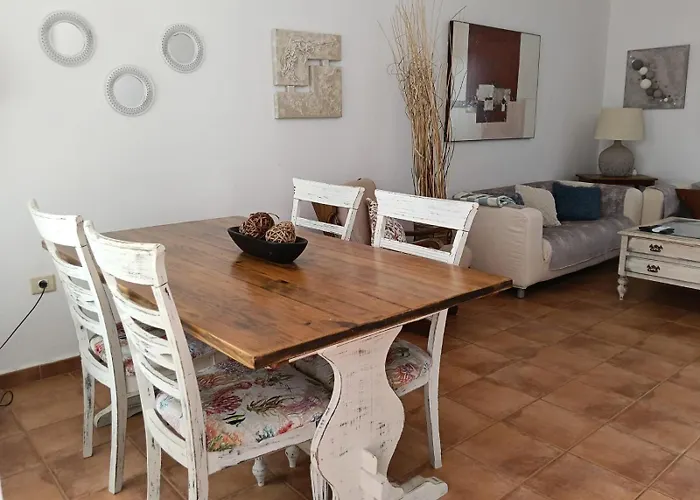 Villa Casa El Rincon Azul Puerto Calero admite animales