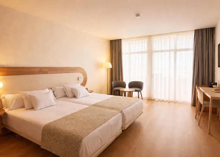 Hotel vicino a Childrens Play Areas