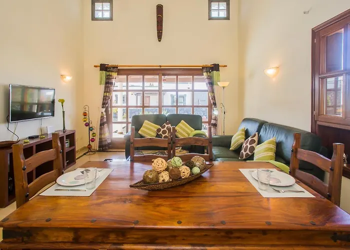 Eslanzarote Villa Eleonor, Super Wifi, Heated Pool, Sat tv Playa Blanca 
